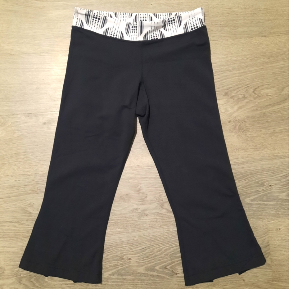 Lululemon Black Capri Shorts